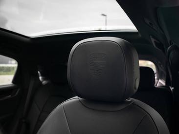 Porsche Cayenne III S Coupé — photo 42