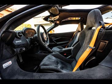 McLaren 720S — photo 11