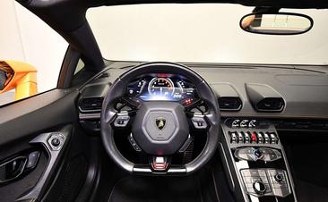 Lamborghini Huracán Spyder — photo 11