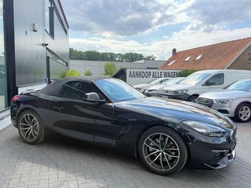 BMW Z4 Black SDrive20i — photo 2