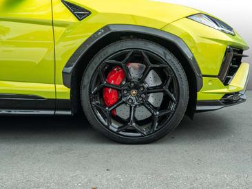Lamborghini Urus Performante — photo 8