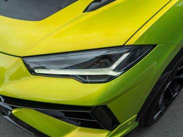 Lamborghini Urus Performante — photo 14