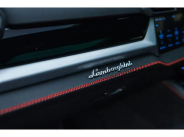 Lamborghini Urus Urus SE — photo 14