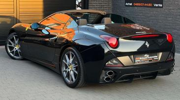 Ferrari California — photo 5