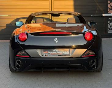 Ferrari California — photo 7