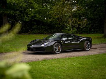 Ferrari 488 GTB — photo 3