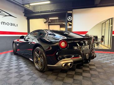 Ferrari F12 Berlinetta — photo 16