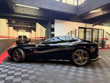 Ferrari F12 Berlinetta — photo 17
