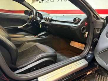 Ferrari F12 Berlinetta — photo 24