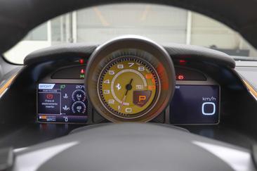 Ferrari 812 GTS — photo 13