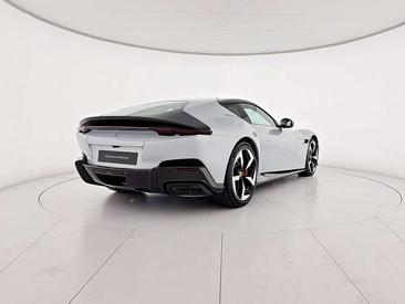 Ferrari 12 Cilindri — photo 4