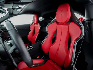 Ferrari 12 Cilindri — photo 10