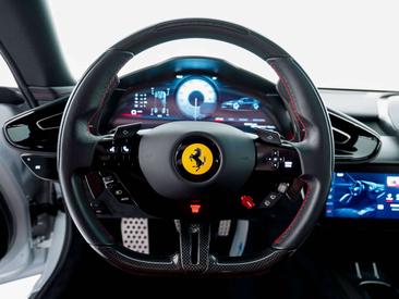 Ferrari 12 Cilindri — photo 11