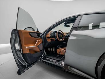 Ferrari Purosangue — photo 12