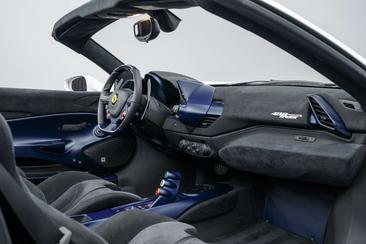 Ferrari 488 Spider — photo 20