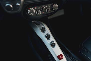 Ferrari F12 Berlinetta — photo 44