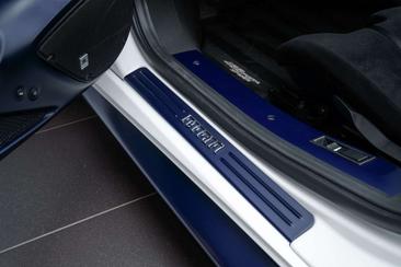 Ferrari 488 Spider — photo 27