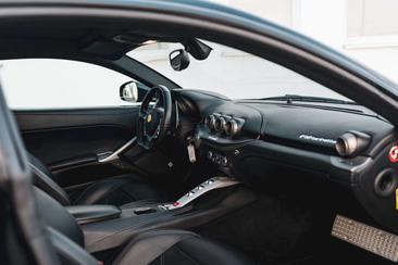 Ferrari F12 Berlinetta — photo 49
