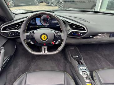 Ferrari 296 GTS — photo 13