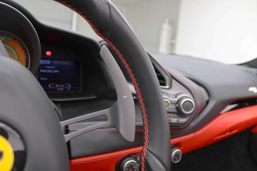 Ferrari 488 Spider — photo 12