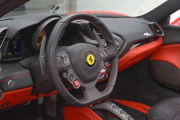 Ferrari 488 Spider — photo 20