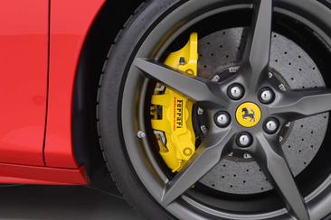 Ferrari 488 Spider — photo 28