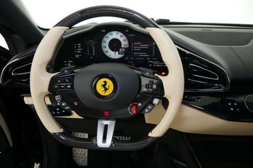 Ferrari Purosangue — photo 14