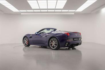 Ferrari California — photo 2