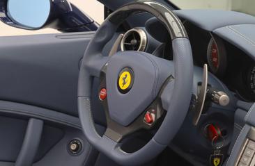 Ferrari California — photo 21