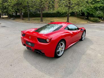 Ferrari 458 Italia — photo 10