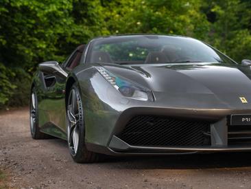 Ferrari 488 Spider — photo 14