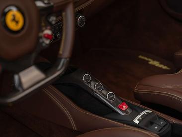Ferrari 488 Spider — photo 37
