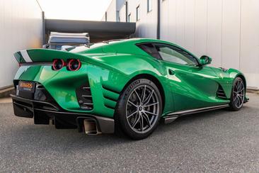 Ferrari 812 Competizione — photo 2