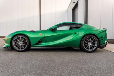 Ferrari 812 Competizione — photo 26
