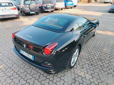 Ferrari California — photo 7