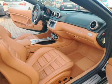 Ferrari California — photo 10