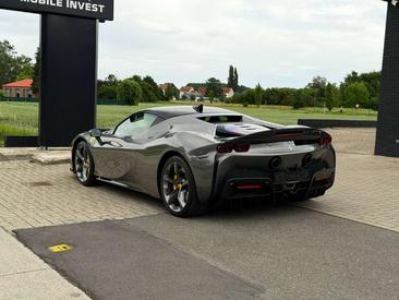 Ferrari SF90 Stradale — photo 4