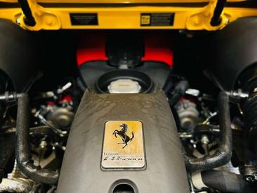 Ferrari F8 Spider — photo 5