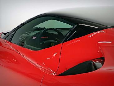 Ferrari SF90 Stradale — photo 13