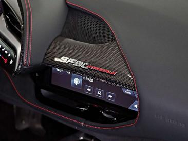 Ferrari SF90 Stradale — photo 25