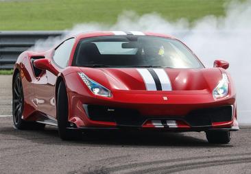 Ferrari 488 GTB — photo 19