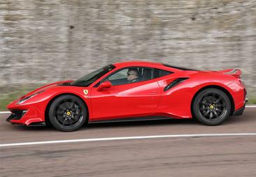 Ferrari 488 GTB — photo 23