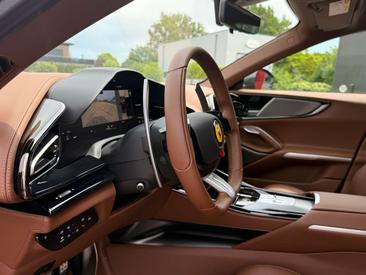 Ferrari Purosangue — photo 10