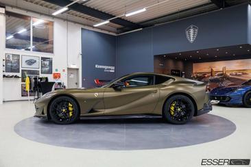 Ferrari 812 Superfast — photo 7