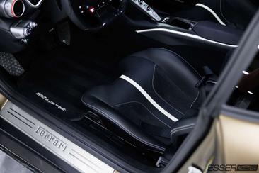 Ferrari 812 Superfast — photo 12