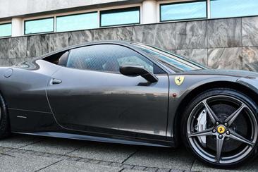 Ferrari 458 Italia — photo 21
