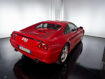 Ferrari F355 — photo 4