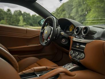 Ferrari 599 GTB — photo 40