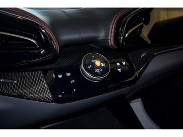 Ferrari Purosangue — photo 14