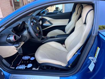 Ferrari 812 Superfast — photo 11